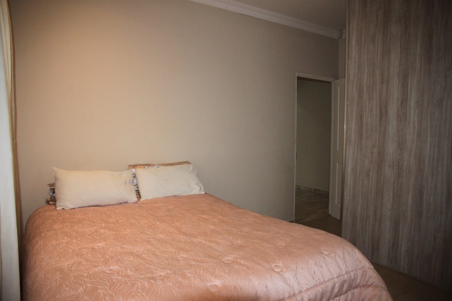 To Let 3 Bedroom Property for Rent in Sunnyridge Eastern Cape